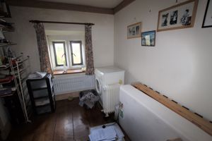 Bedroom - click for photo gallery